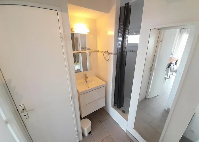 Village Naturiste Tornado Apartment *